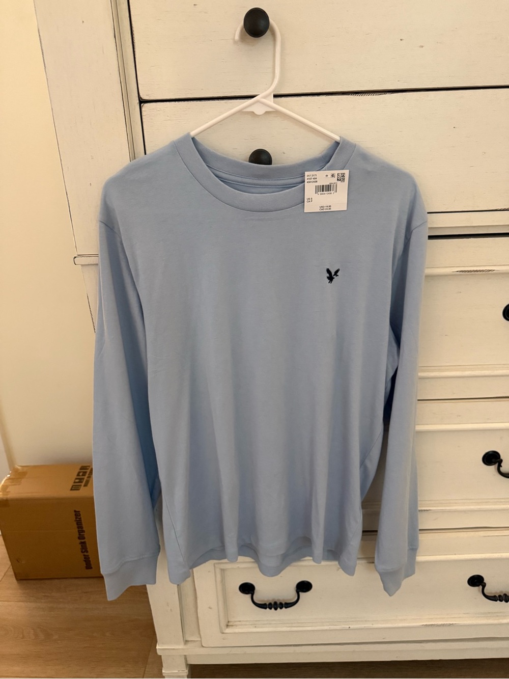 American Eagle Outfitters Light Blue Long Sleeve Tee